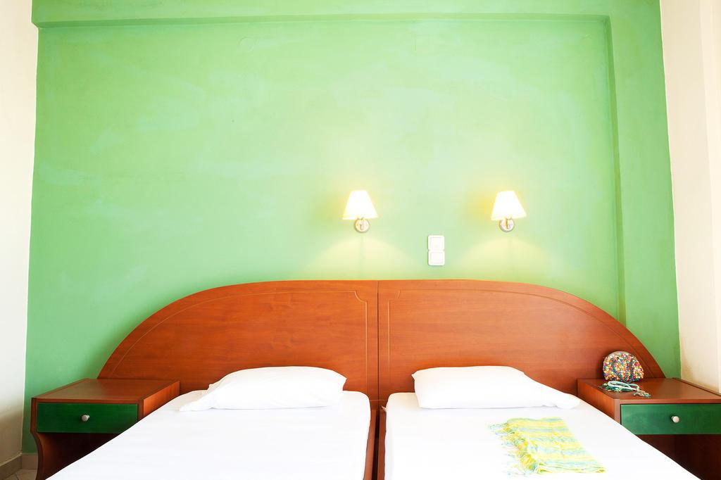 Porto Kalamaki Hotel Buitenkant foto